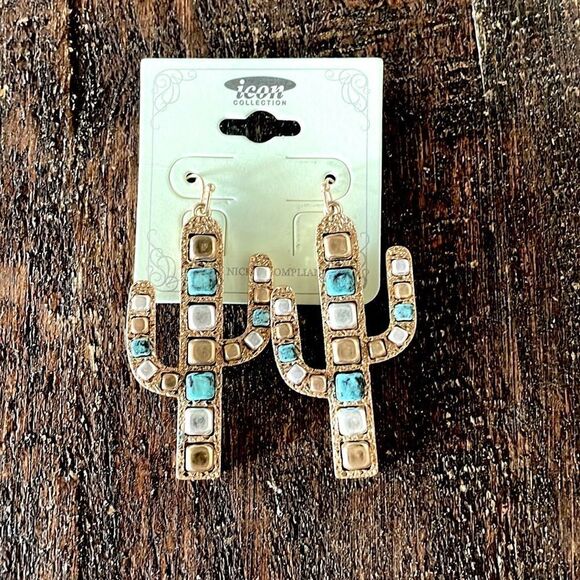 icon collection Jewelry - GOLDTONE TURQUOISE, GOLD AND SILVER CUBE BEAD CACTUS EARRINGS